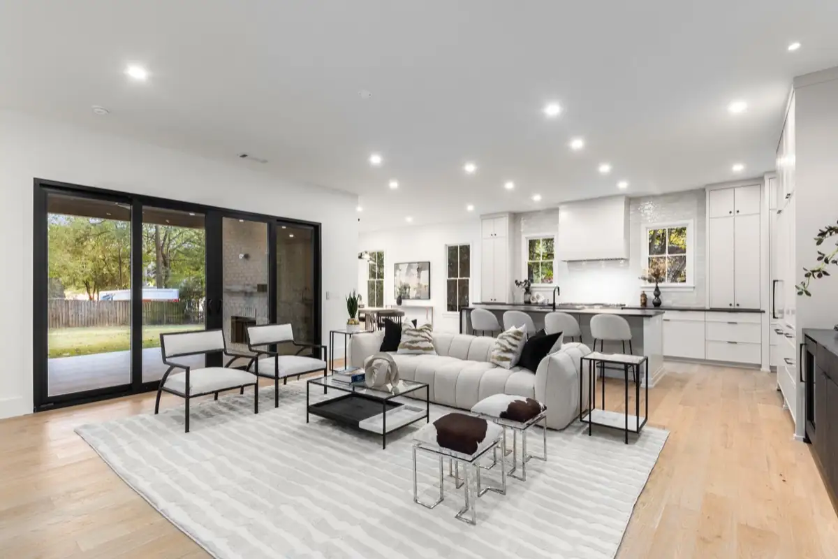 Professional home staging in Metro Atlanta by Design2Sell –– 7 areas